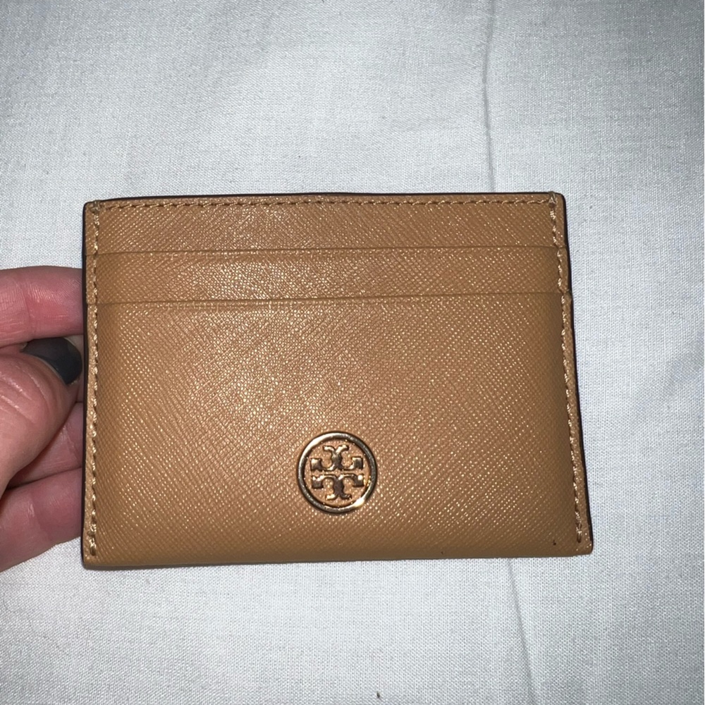 Tory Burch Robinson Card Holder Wallet